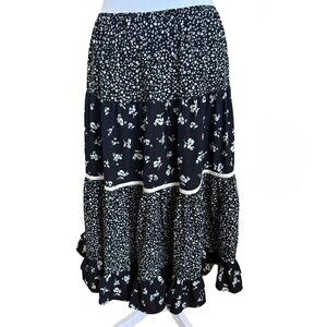 Sweet Baby Jamie Mizrahi Medium Black White Floral Tiered Cottage Midi Skirt
